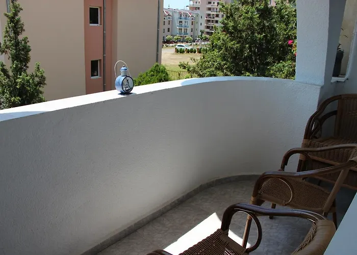Apartament Karchevi *